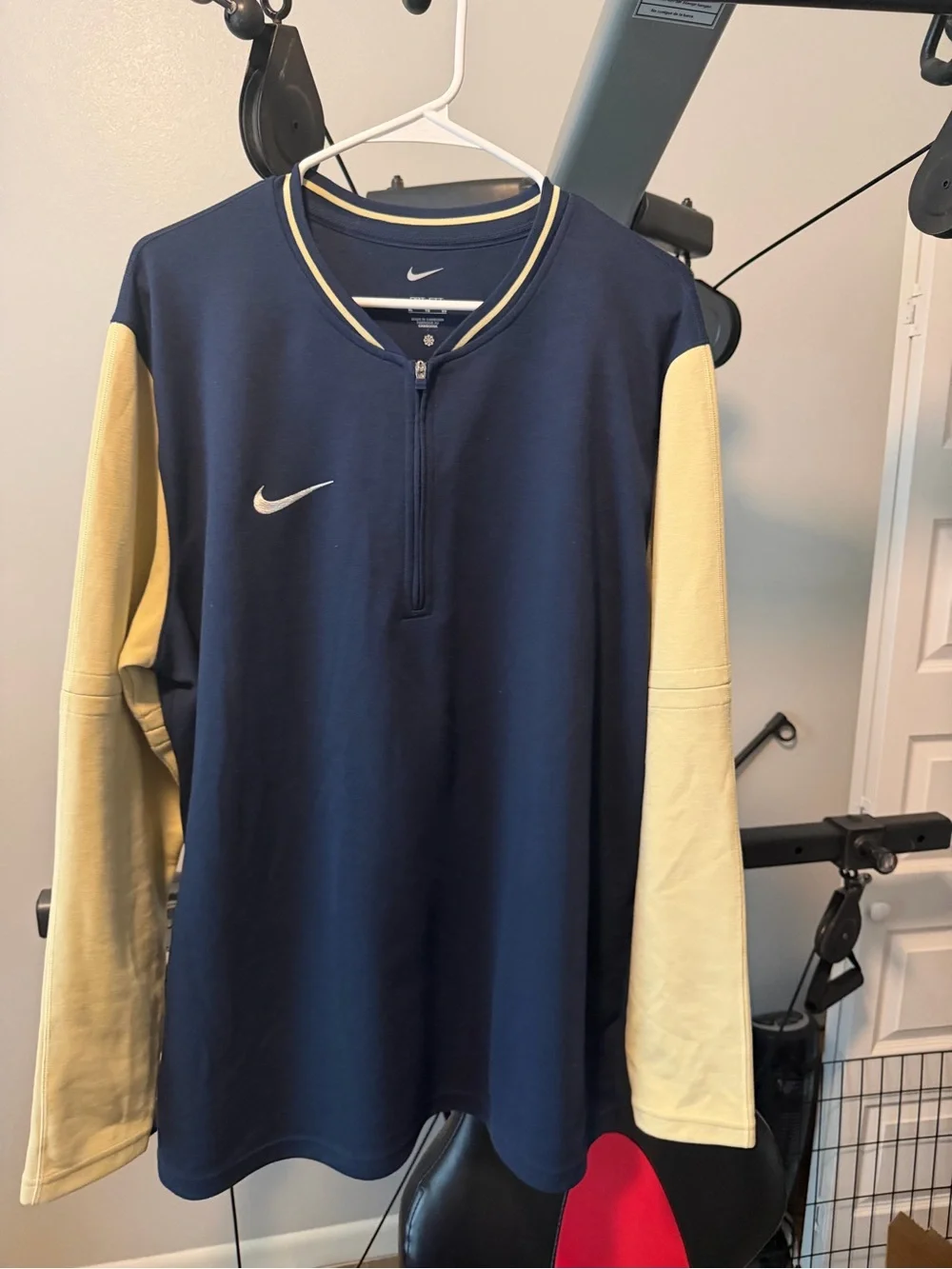 Nike Men's Navy and gold Long-Sleeve Zip Pullover FJ9549-423